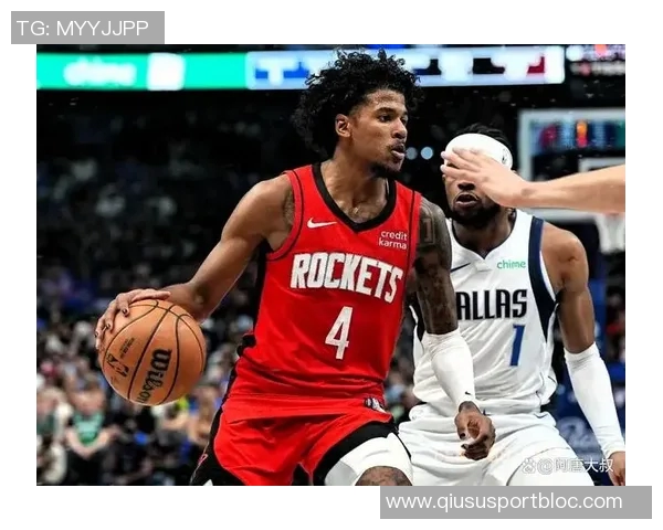 莱夫利称赞浓眉表现超凡能在场上无所不能防守任何对手 莱夫利称赞浓眉表现超凡能在场上无所不能防守任何对手