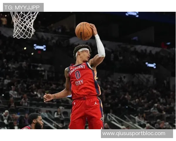 费尔斯上半场表现抢眼7号秀9投4中三分2中2贡献12分6板6助 费尔斯上半场表现抢眼7号秀9投4中三分2中2贡献12分6板6助