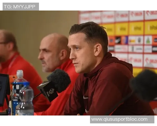 博涅克称赞泽林斯基成熟度提升只需停球便能轻松过人对手 博涅克称赞泽林斯基成熟度提升只需停球便能轻松过人对手